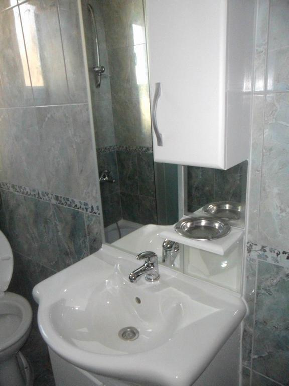 Guesthouse Zimovski Peštani Zewnętrze zdjęcie