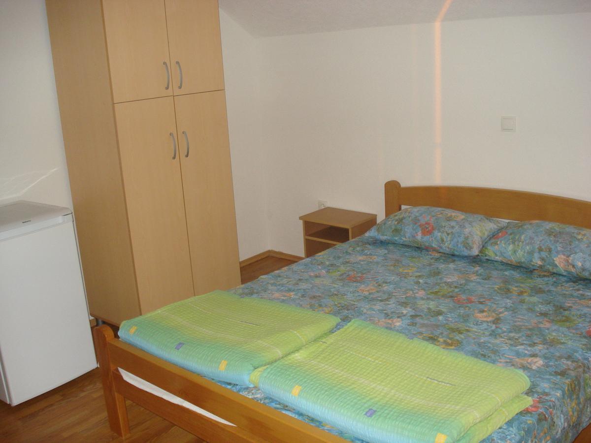Guesthouse Zimovski Peštani Zewnętrze zdjęcie